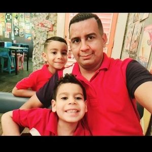 Meet your Posher, Robert